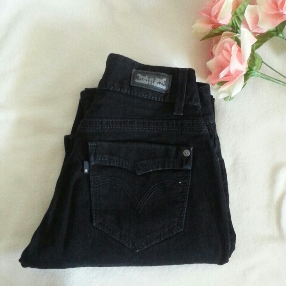 FINAL SALE Levi's 529 Black Jeans