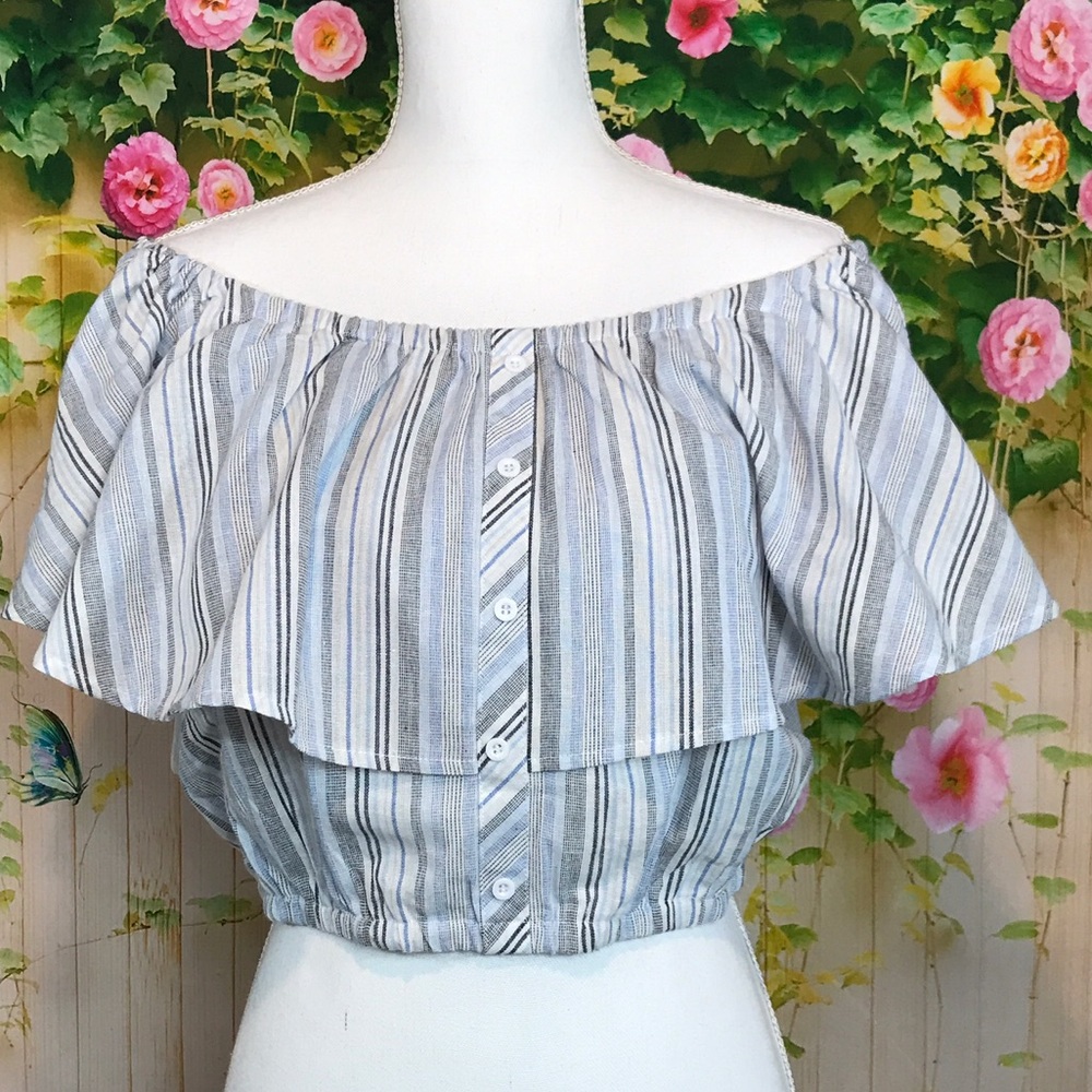 ⚡️Sale⚡️Striped Crop Top with Ruffle Detail