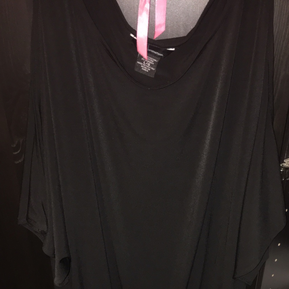 Beautiful black dress Sz large worn once
