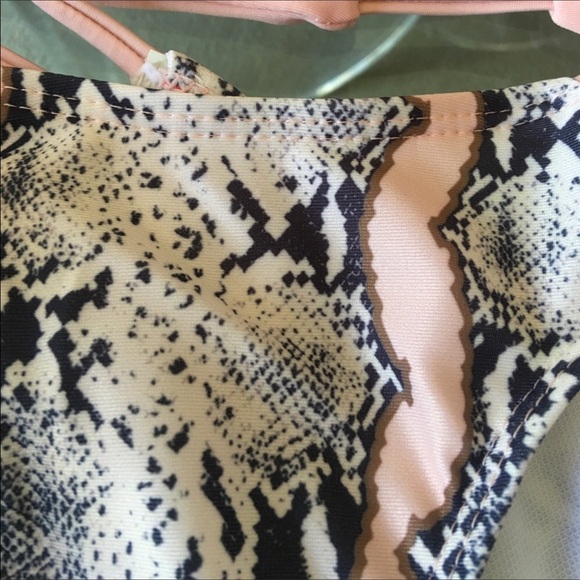 ✨Baby Pink Snakeskin String Bikini W/ Cage Back✨ - Picture 4 of 6