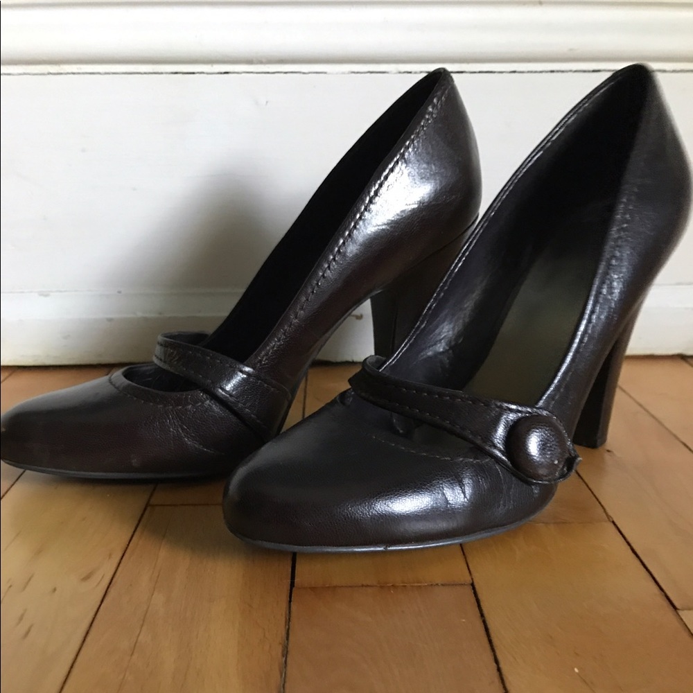 Nine West brown leather heals sz 7.5