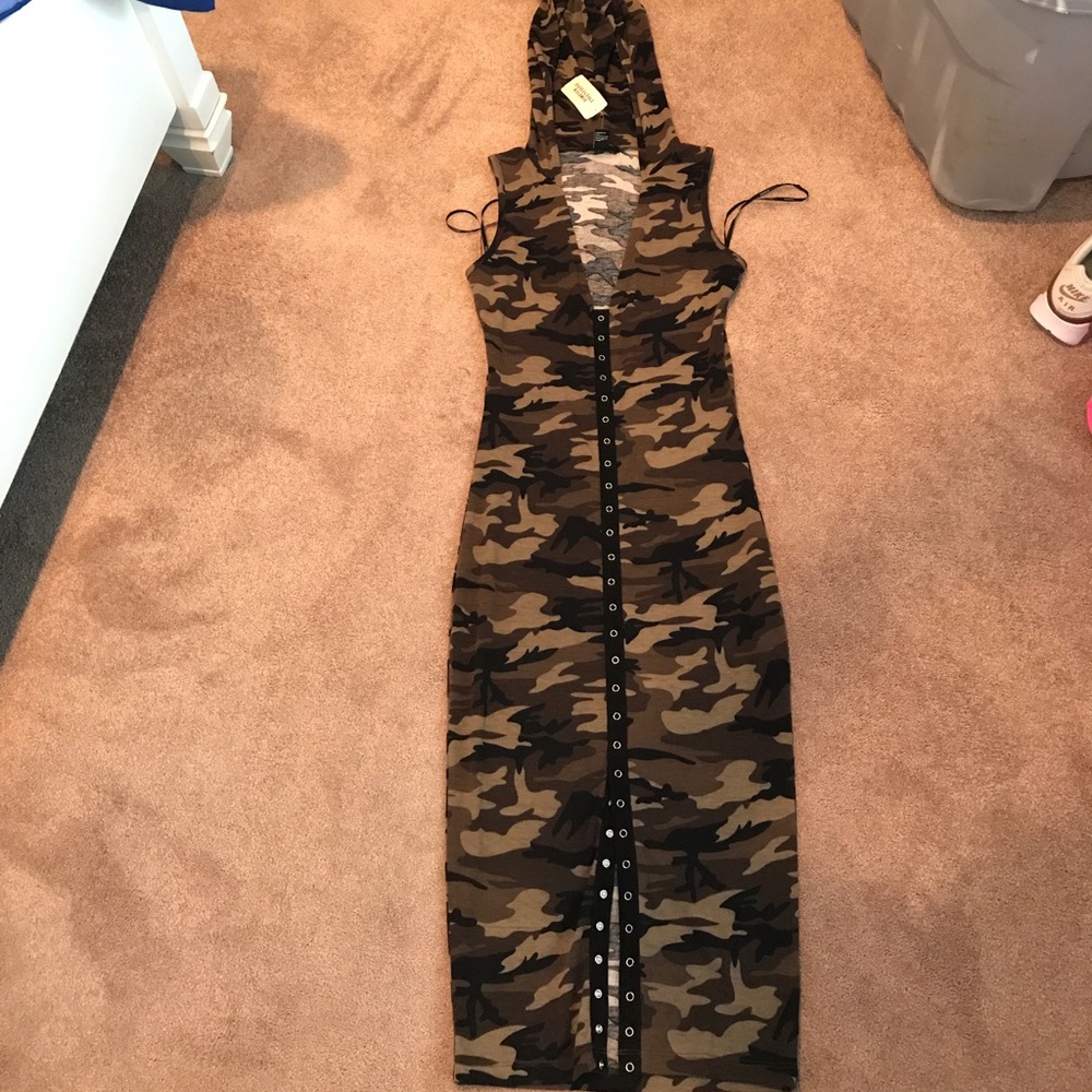 Forever 21 camo print dress