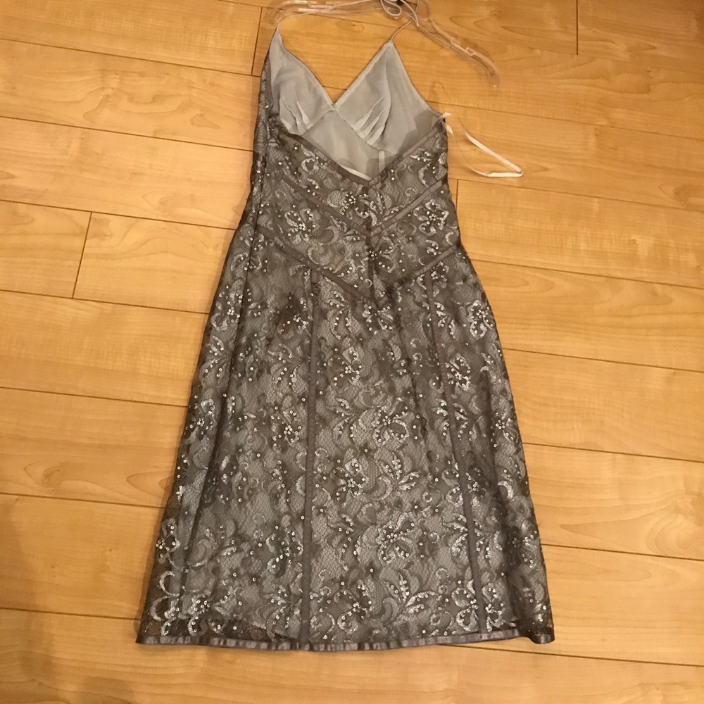 Dress - Picture 3 of 4