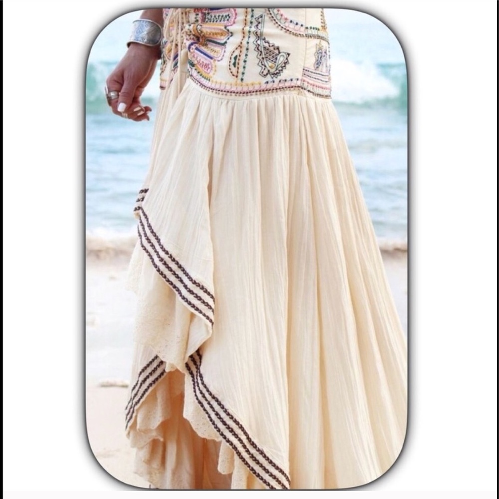 πHP NWT Cream Embroidered Bohemian Beach Skirt - Picture 3 of 8