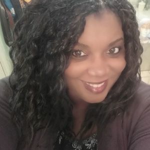 Meet your Posher, Tomeka