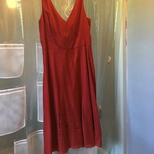 Anne Taylor dress with pretty lace trim.