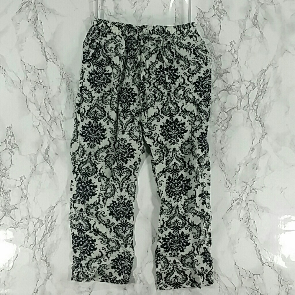 SALE***Black and white designs pants. Kids   :)