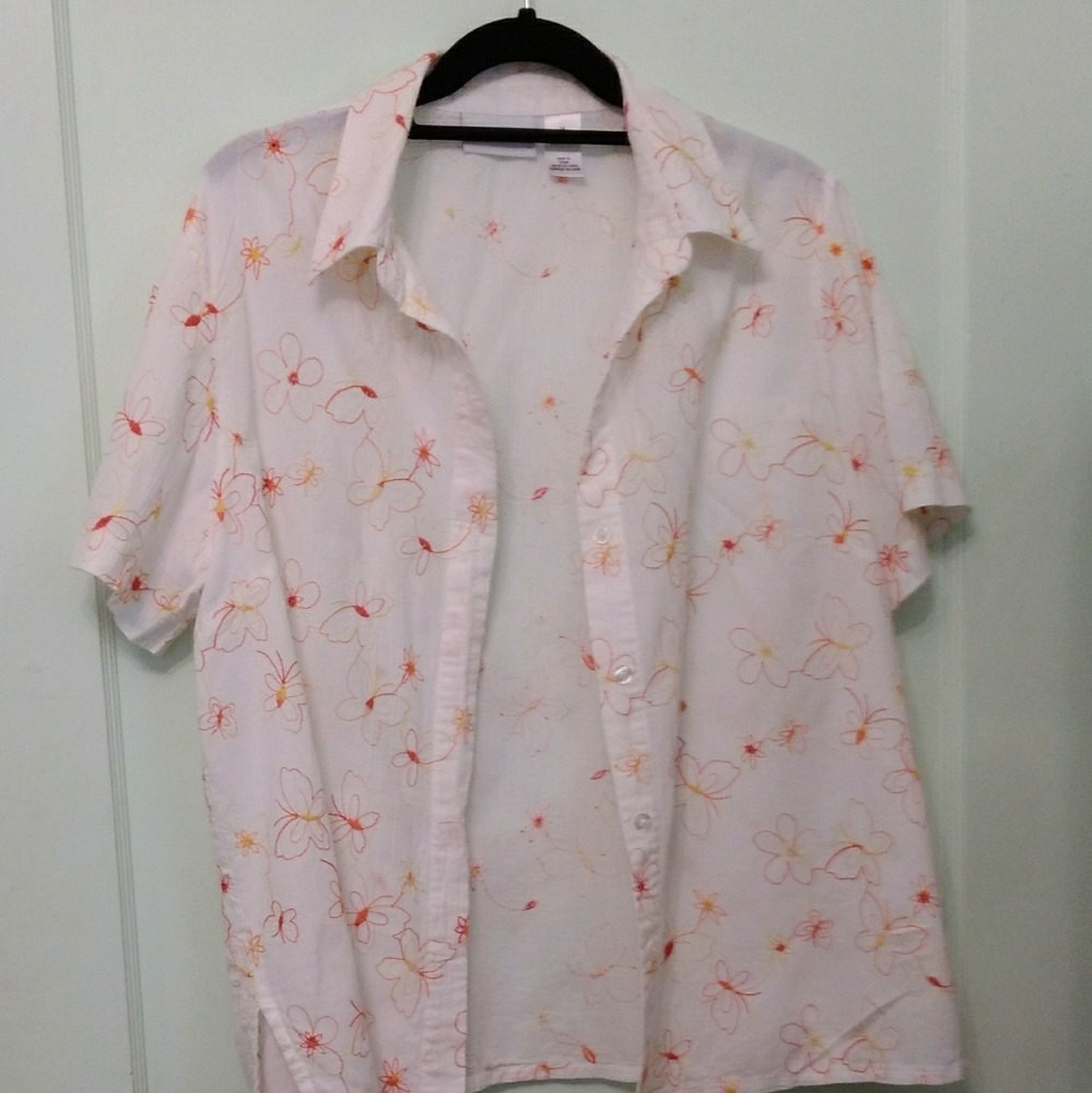 Alfred Dunner Embroidered. White Button up Blouse