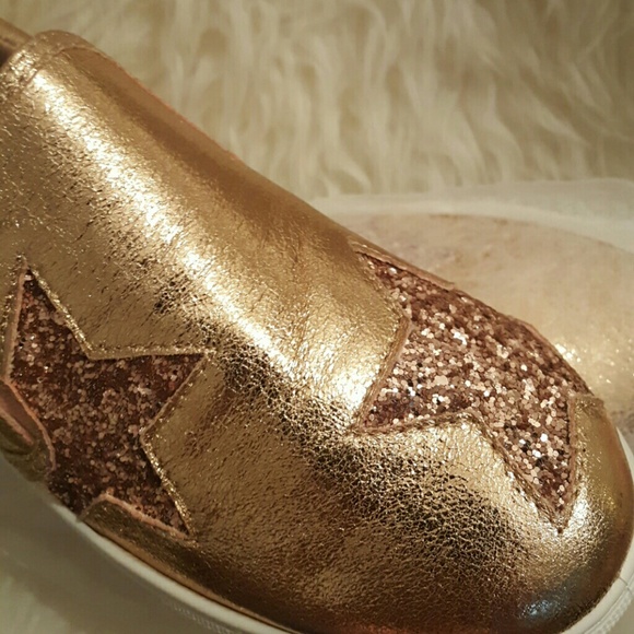 Rose gold slip on tennis with gold glitter stars - Picture 2 of 2