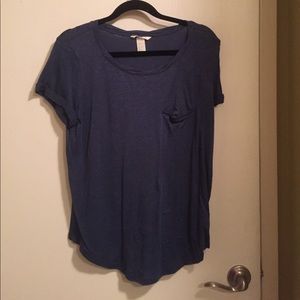 Dusty blue basic tee