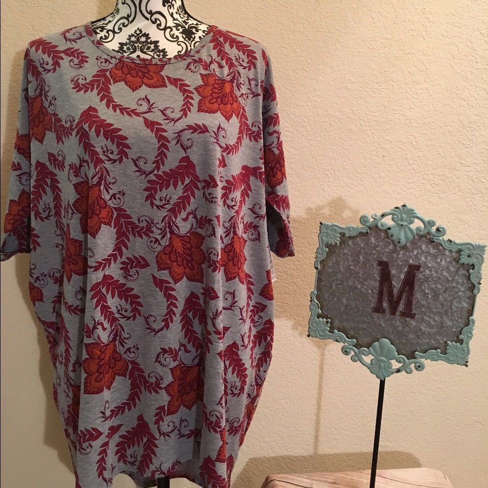 NWT medium Irma lularoe
