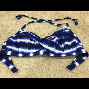 Athleta Twister Bikini Top