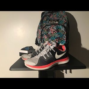 Nike woman's running pink shoes