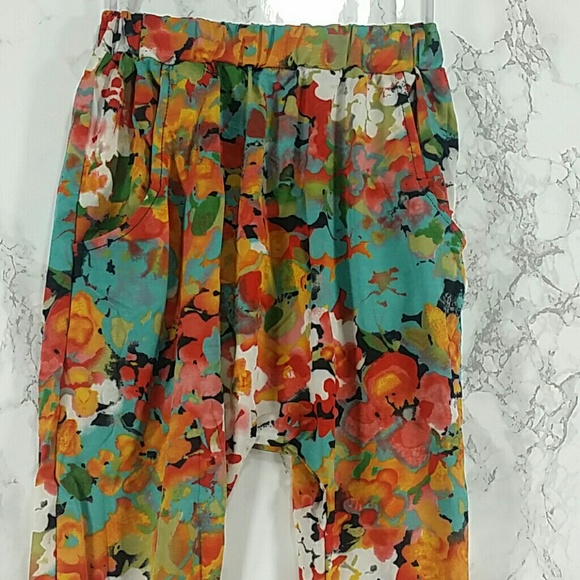 SALE***Colorful Flowers loose pants. Kids :) - Picture 3 of 4
