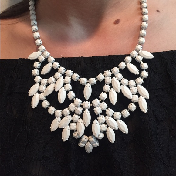 LOFT Jewelry - Loft statement necklace
