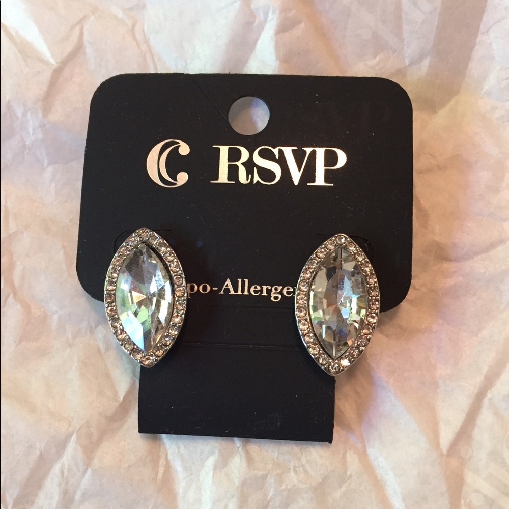 NWT Charming Charlie earrings