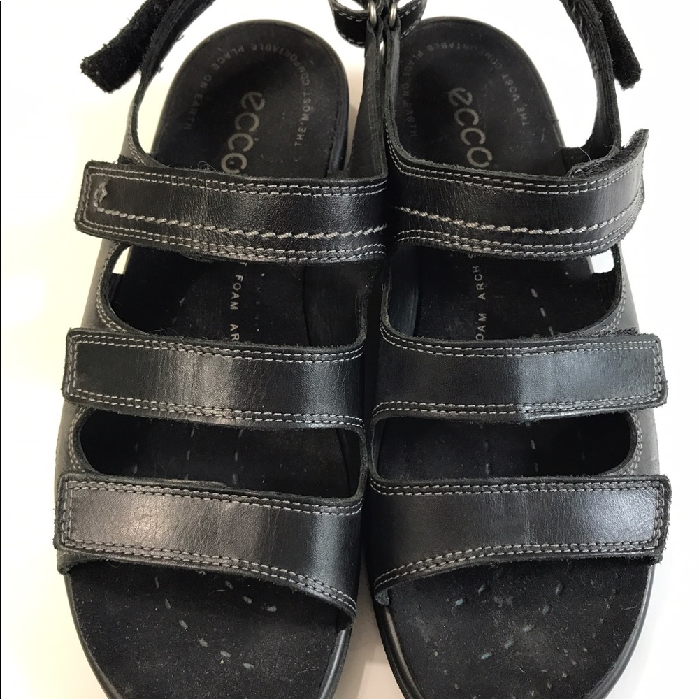 Ecco women's sandals black size 8
