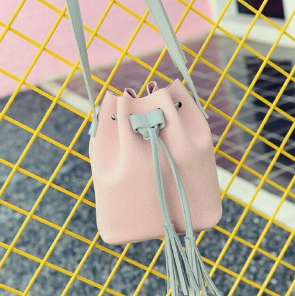 ¤¤SALEººSuper cute over the shoulder bag