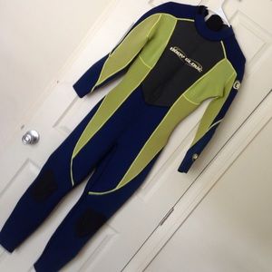 Womens full body Body Glove wetsuit size 9/10