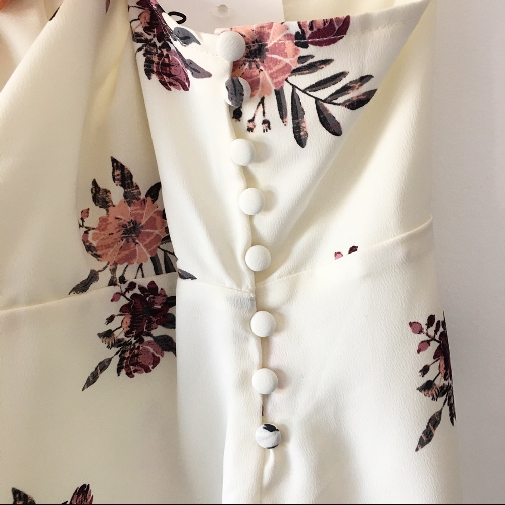 BNWT cream floral print top - Picture 4 of 7