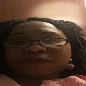 Meet your Posher, Hawa