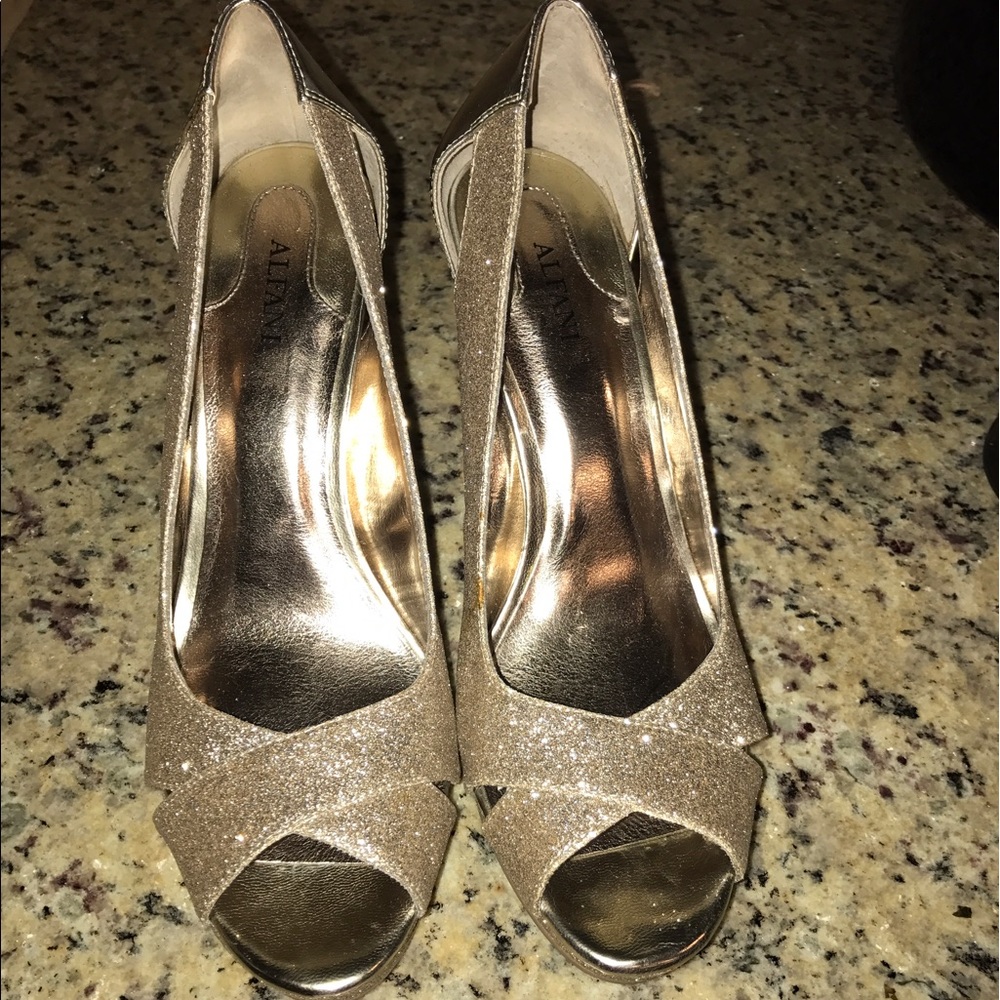 Alfani Gold Heel Sandals Size 8