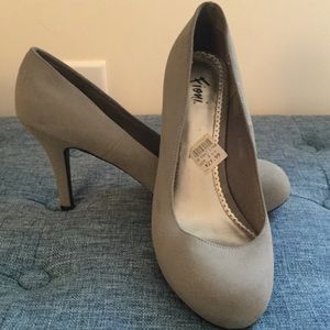 Fioni Gray Heels