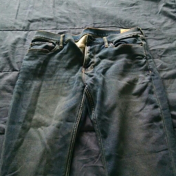 hollister classic taper jeans