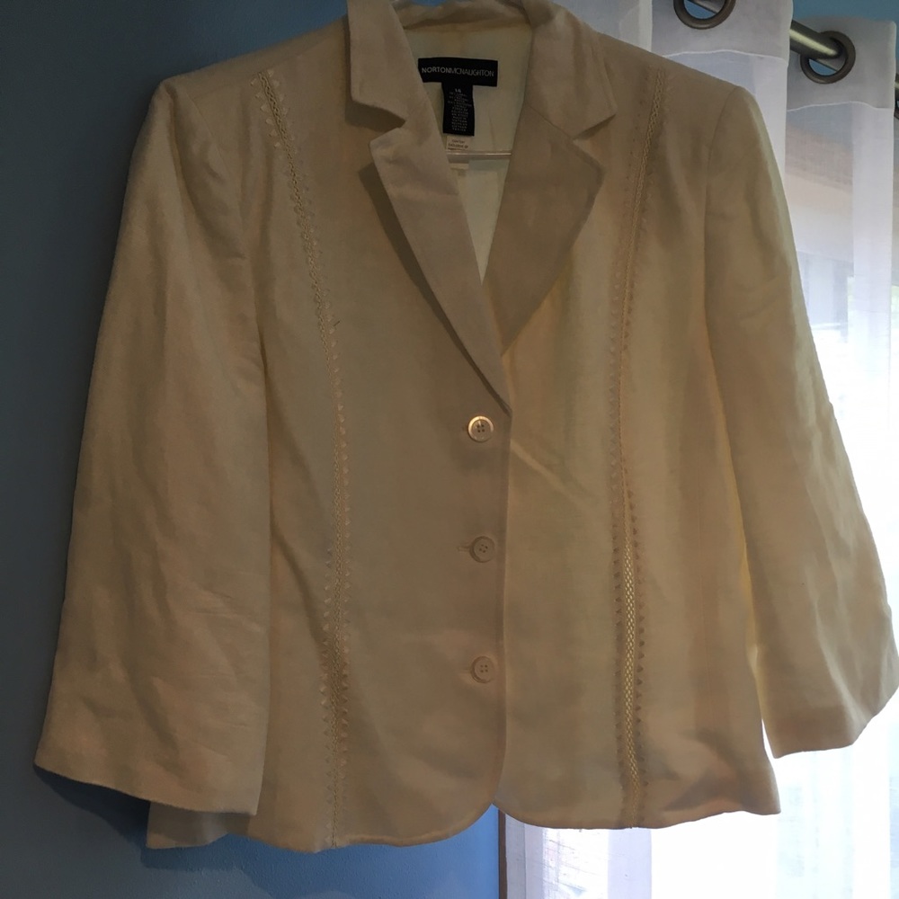 Off white blazer with beautiful stitching detail