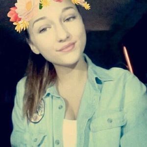 Meet your Posher, Carah