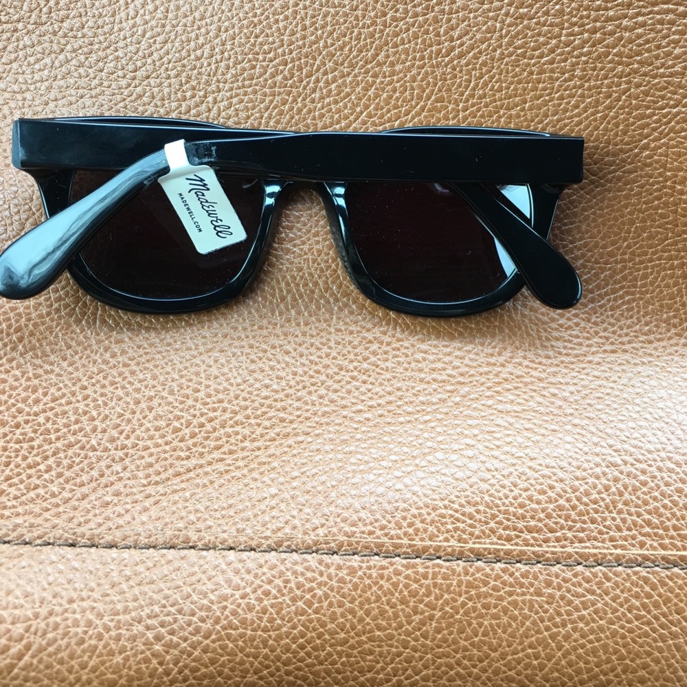 Madewell Headliner Sunglasses Black - Picture 4 of 4