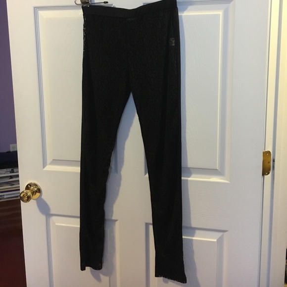 Sheer cheetah leggings sizes S & M - Picture 3 of 4