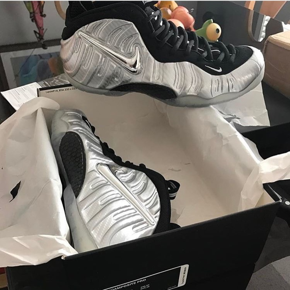 Nike silver foams