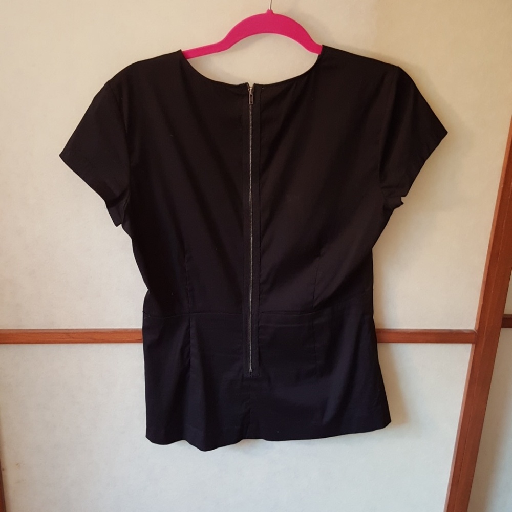 Theory black zipper shirt (back)