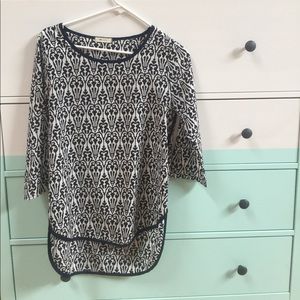 EVERLY silky tunic-style blouse with longer back