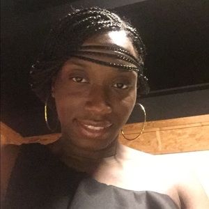 Meet your Posher, April