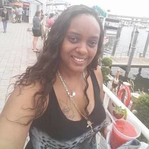 Meet your Posher, Deborah