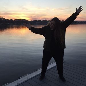 Meet your Posher, Christina