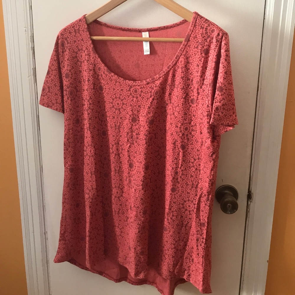 Pink Fun! LuLaRoe Classic Tee.
