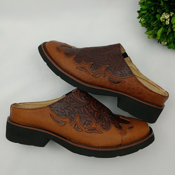 Roper Roper Mule clogs Embossed leather womens shoes from Mila's