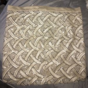 LULU's Sequined Gold Skirt!