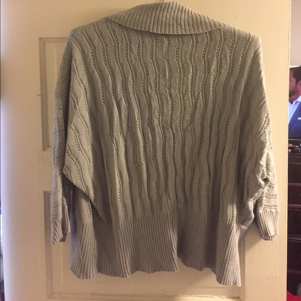 Loft Cardigan - Picture 2 of 3
