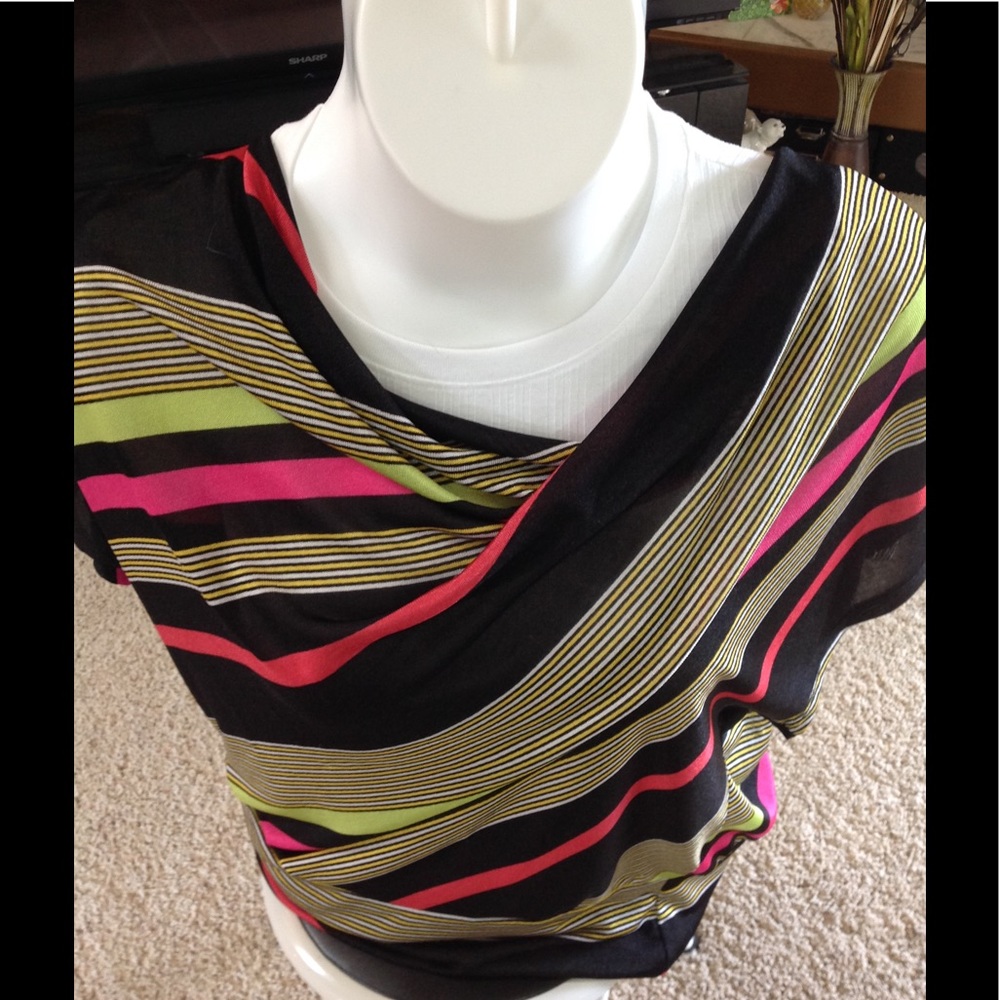 Heart Soul blouse black with bright colors