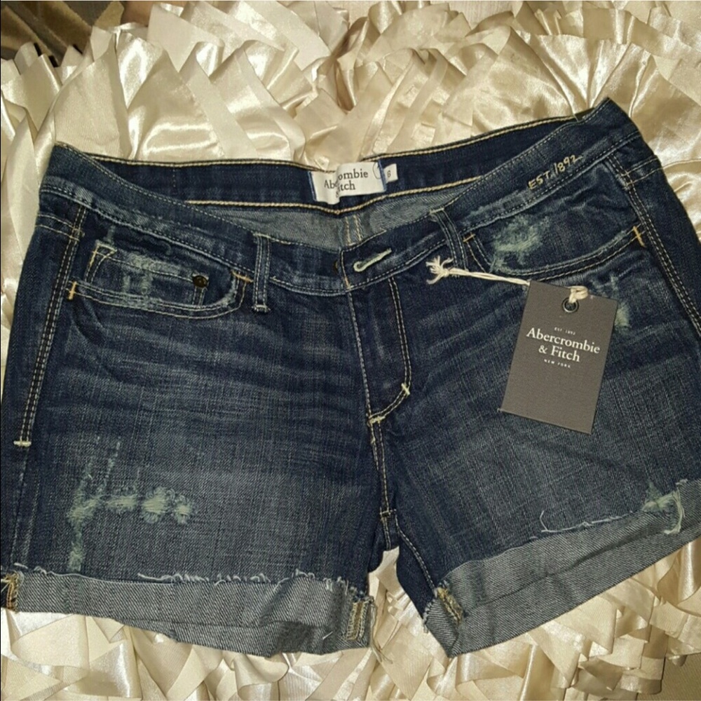 🌸Destroyed Abercrombie shorts 🌸