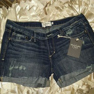 🌸Destroyed Abercrombie shorts 🌸