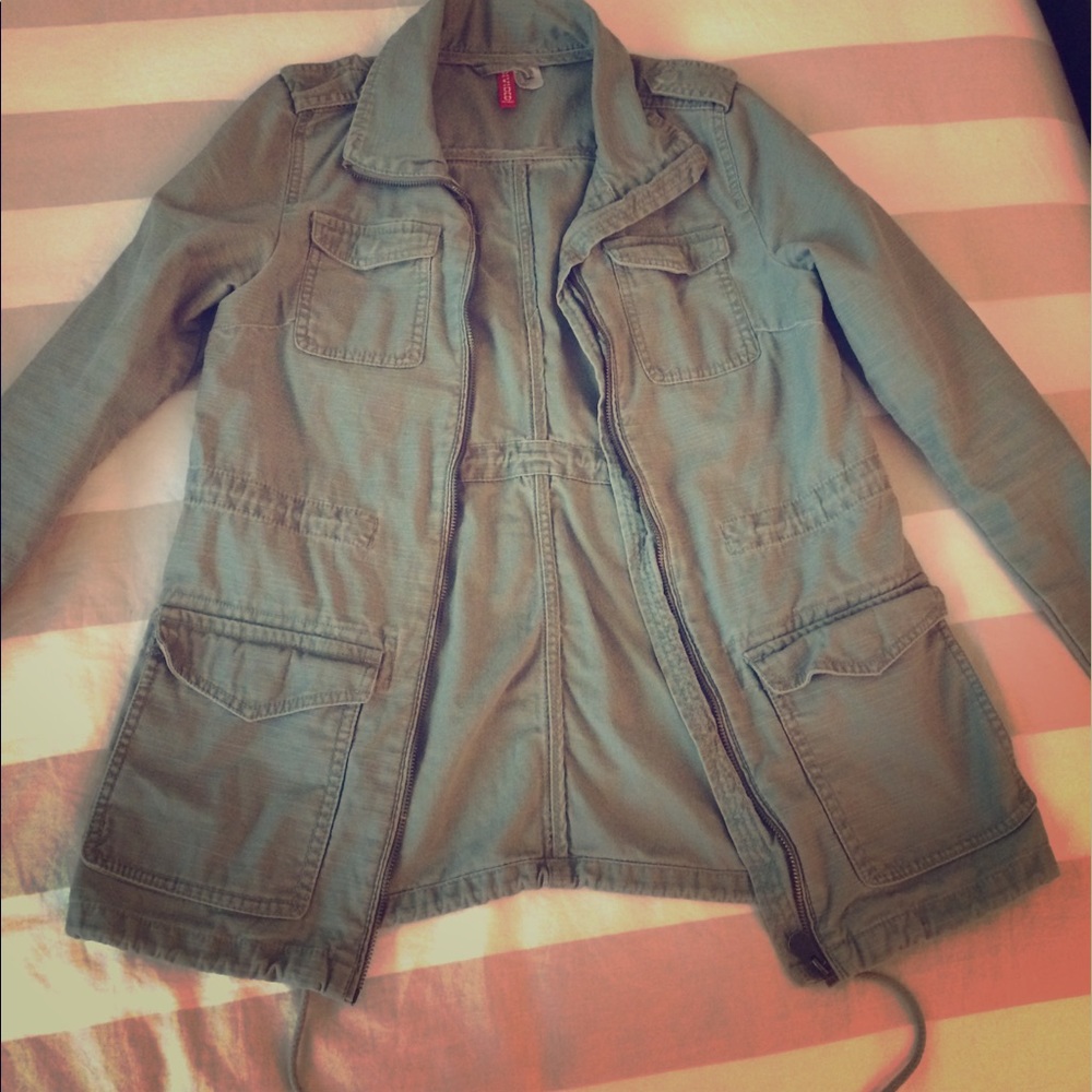 Grunge-chic Army green super cool cotton jacket!!