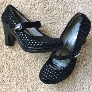 Jambu Allure Pumps- black- size 9.5