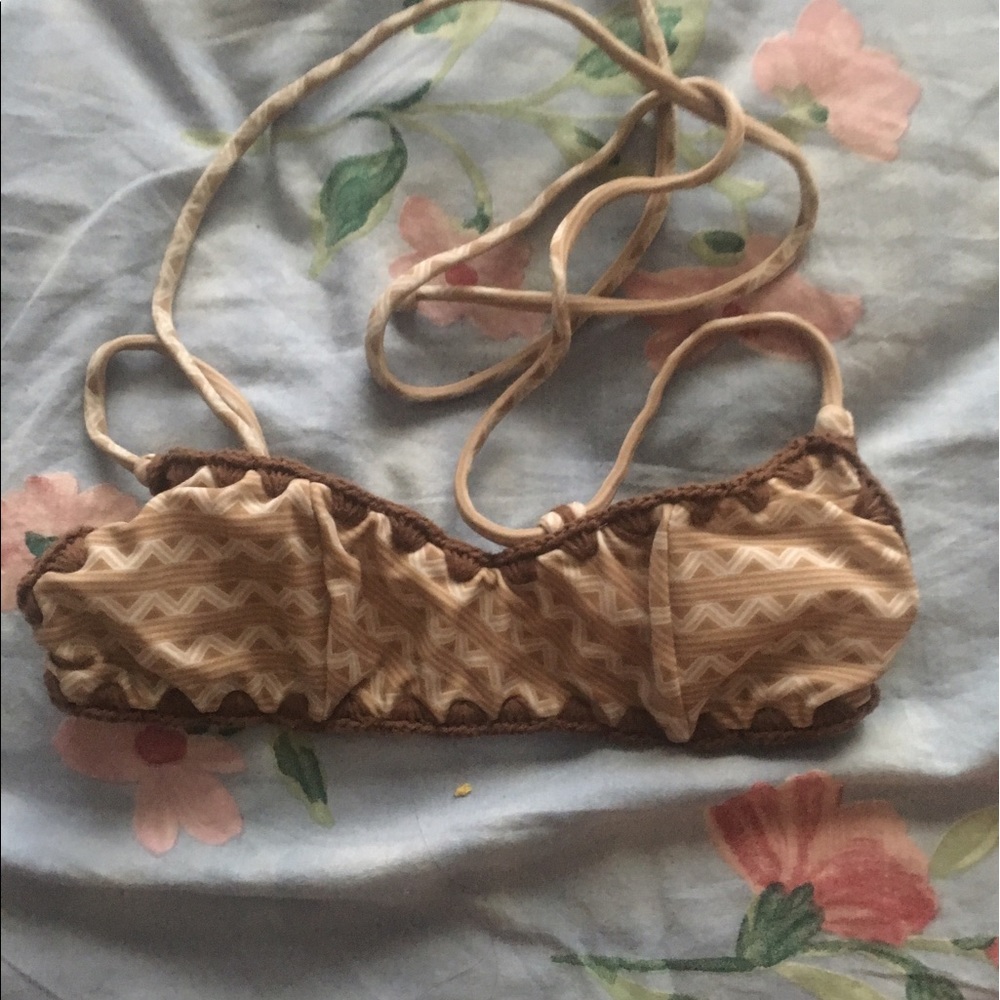 poshpua crochet bikini top