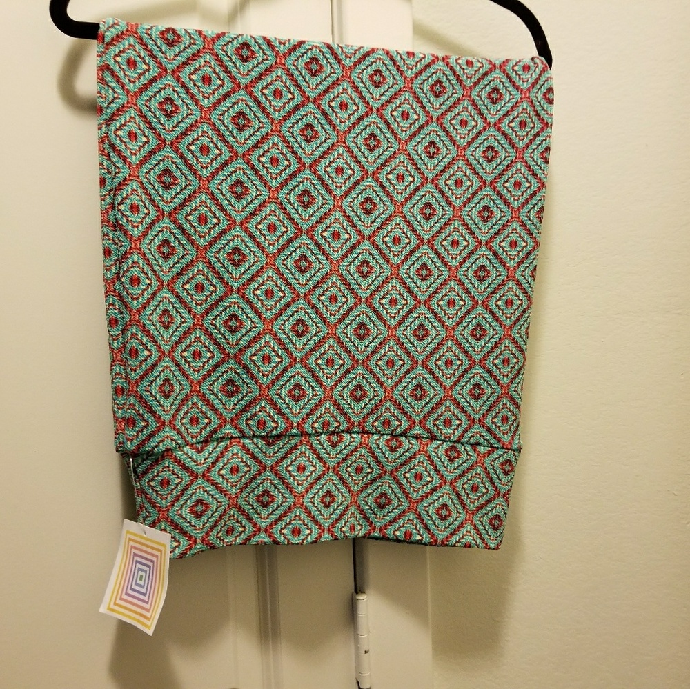 LulaRoe Cassie