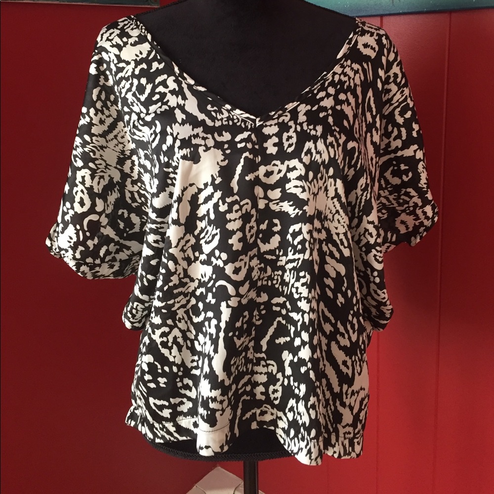 Black & White Animal Print Top M